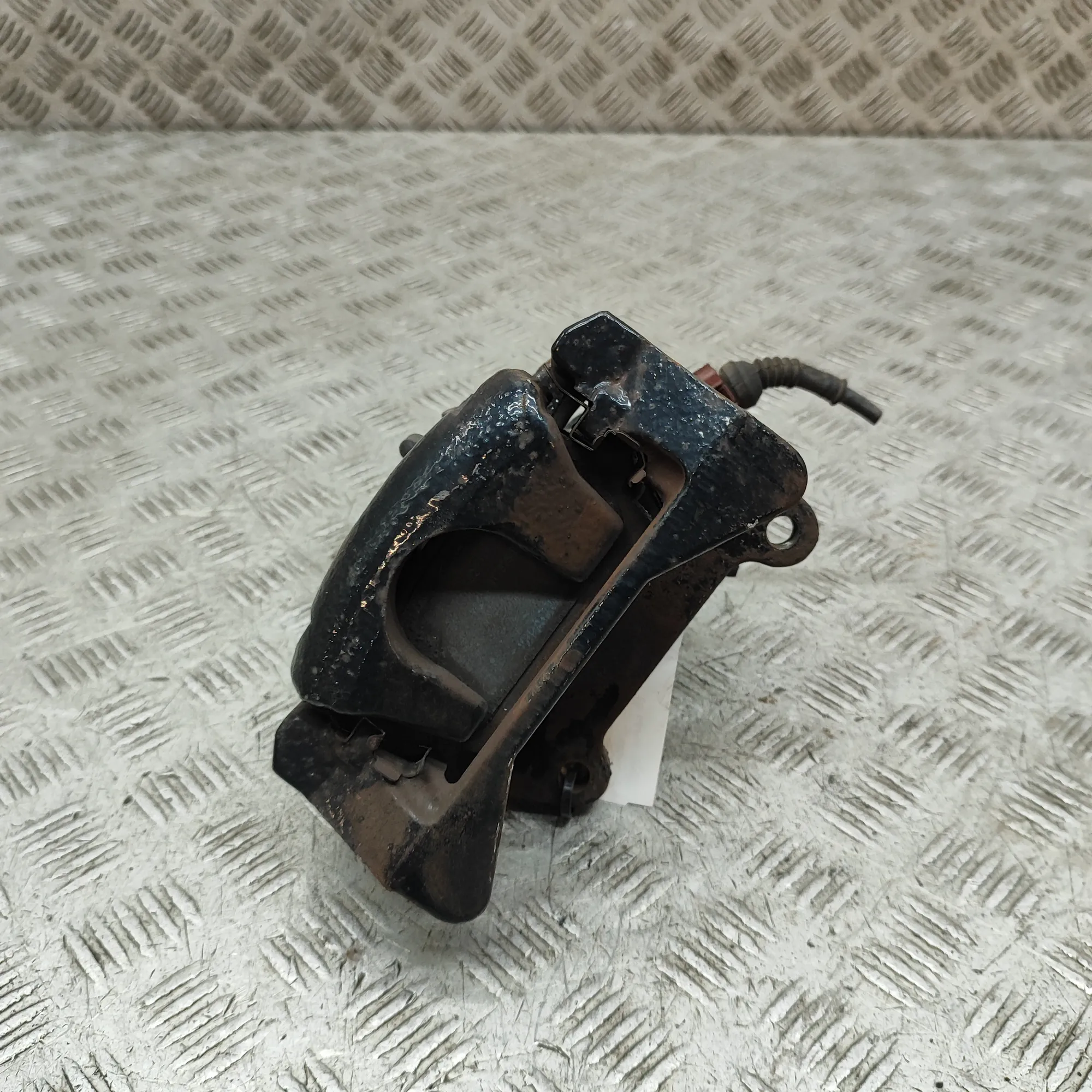 AUDI Q5 8R MK1 Rear Left Brake Caliper 8K0615403 3.0 Diesel 230kw 2013 37372734