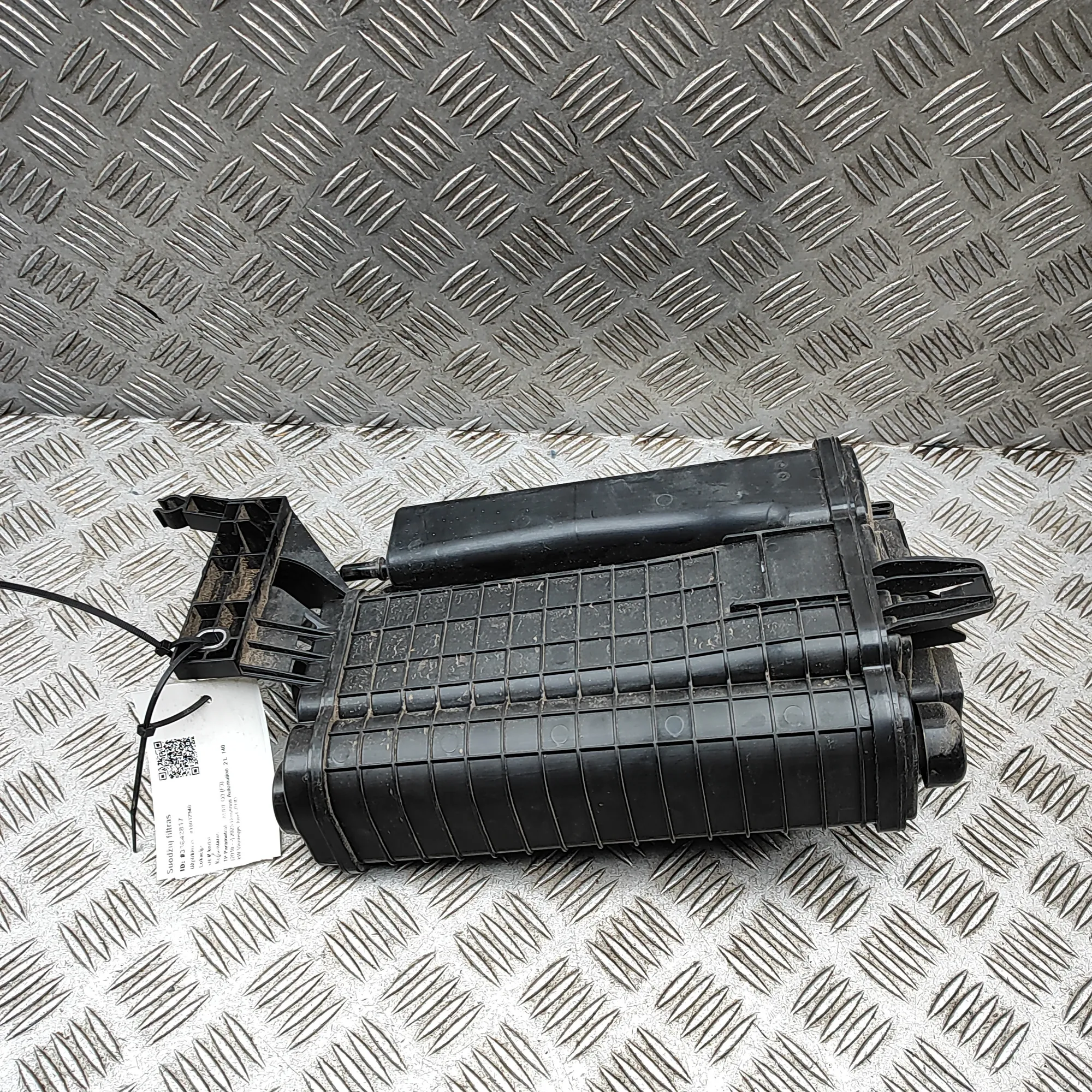 AUDI Q3 F3 MK2 Charcoal Container Filter 5QA201801A 2.0 Petrol 140kw 2025