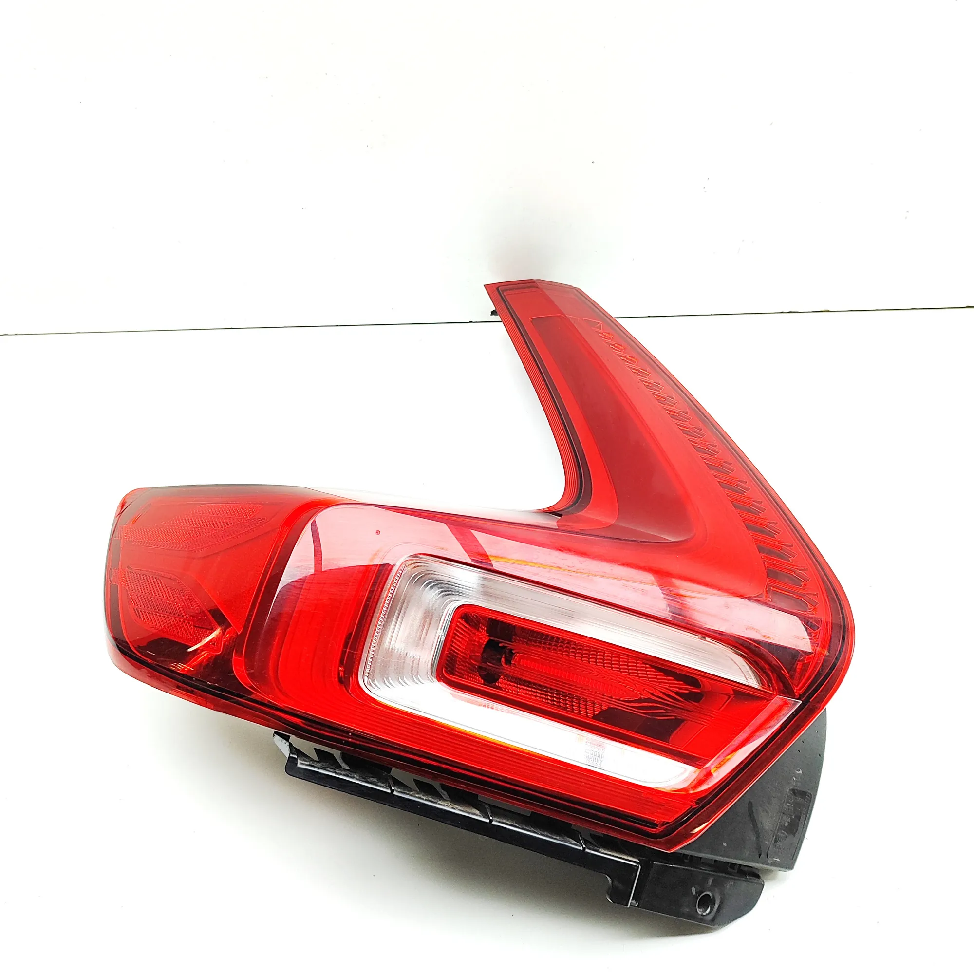 VOLVO XC40 Rear Left Tail Light 31446790 RHD 2023 37308278