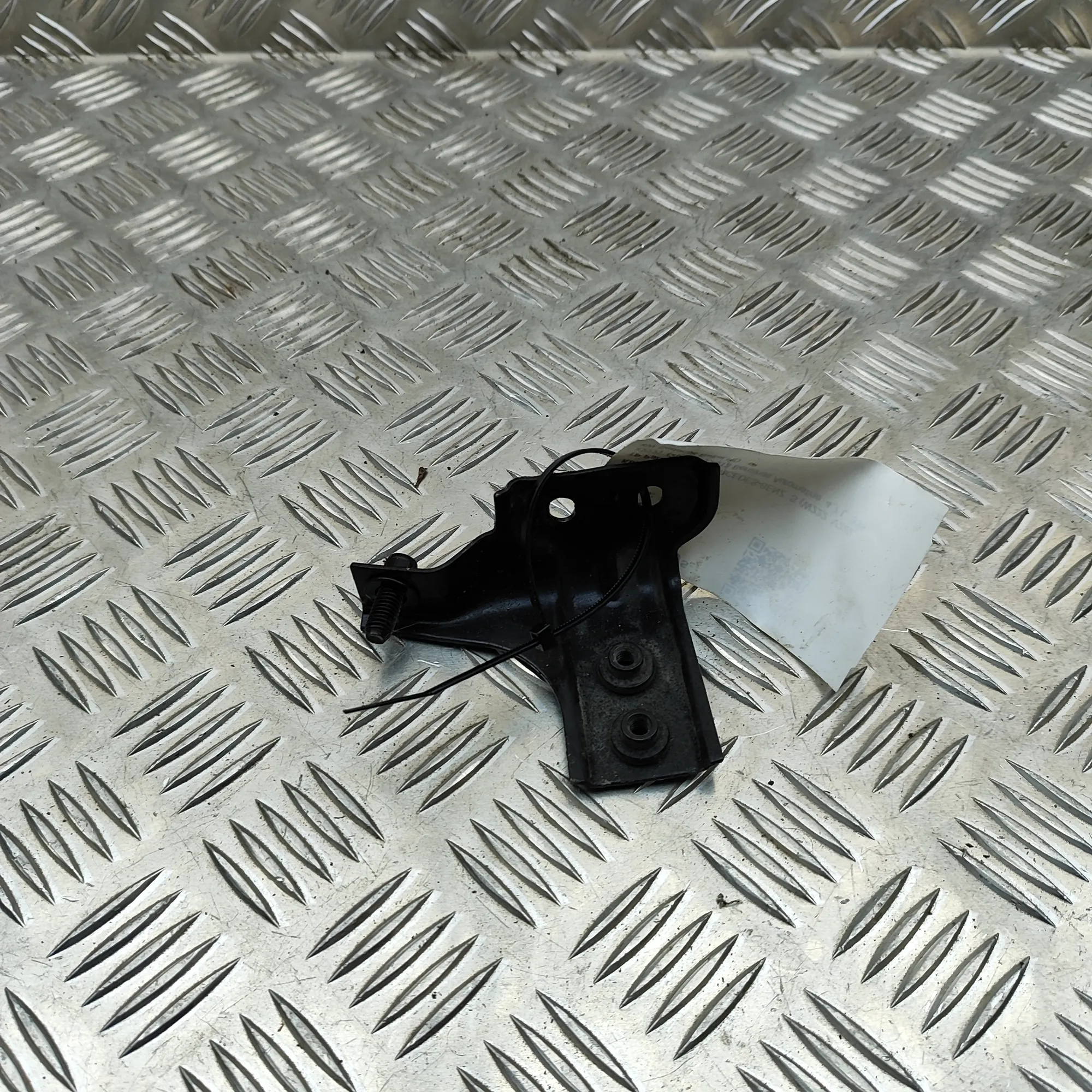 MERCEDES-BENZ S W222, V222, X222 Radiator RH Holder A2226206000 36896880