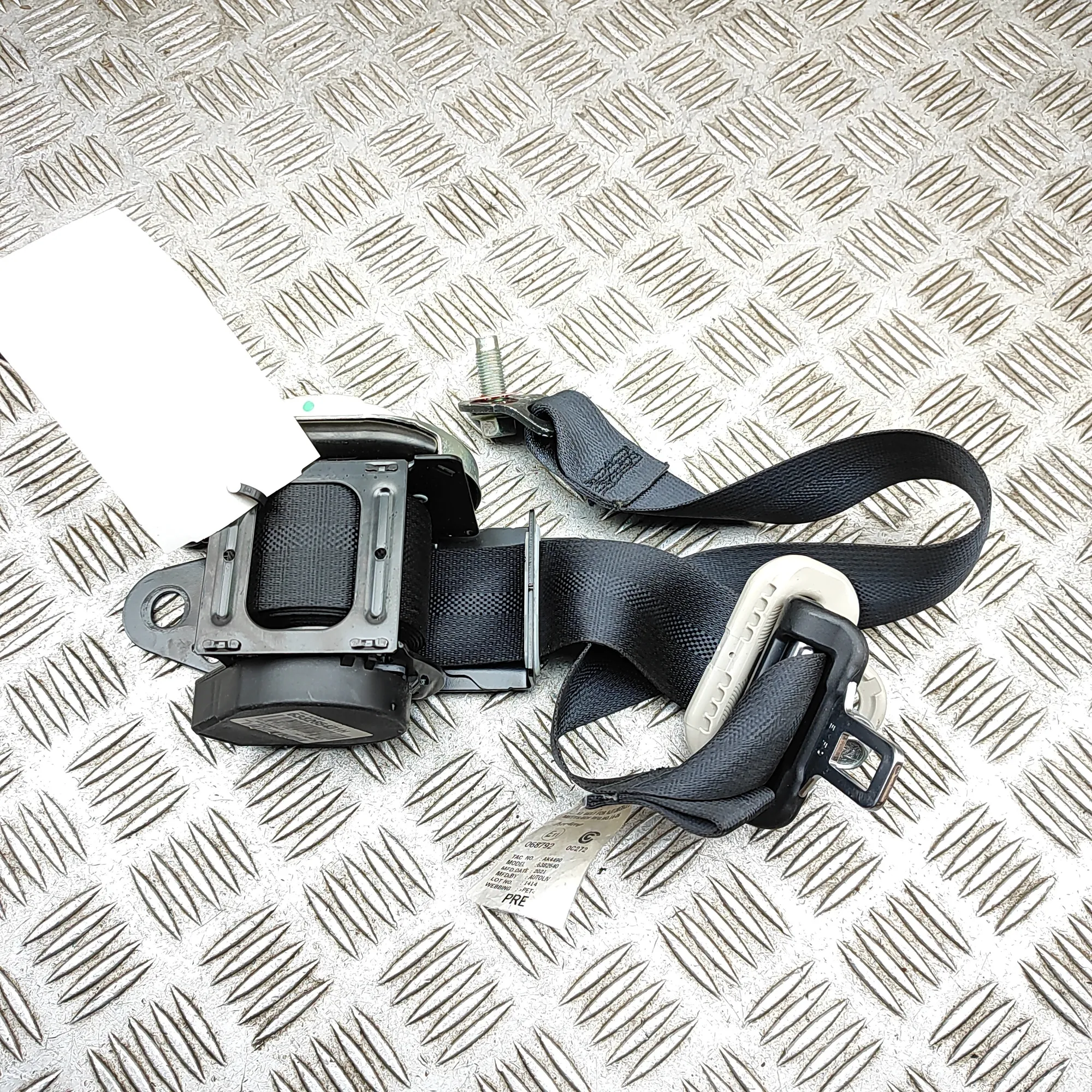 NISSAN LEAF ZE1 MK2 Rear Left Seatbelt 638265401H Electricity 160kw 2021