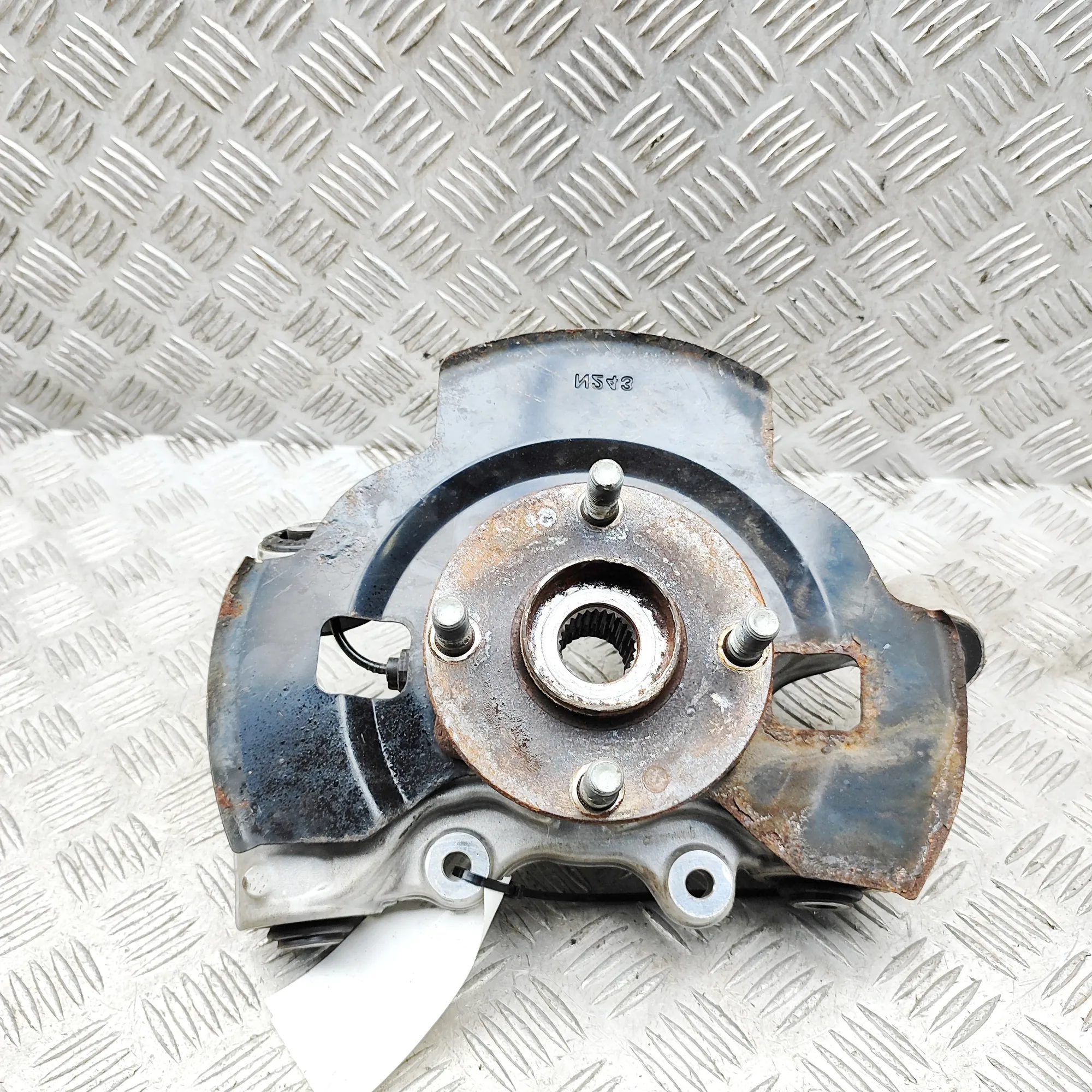 MAZDA MX-5 IV ND Front Right Wheel Hub N243-33-261 2.0 Petrol 135kw 36896507