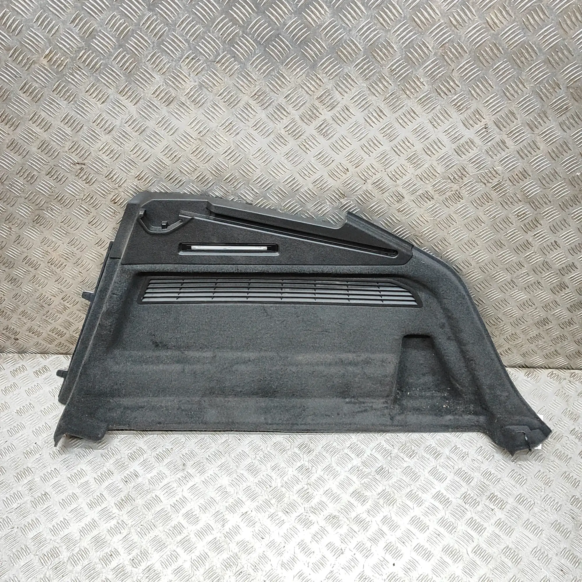 AUDI Q8 4MN Right Side Trunk Trim 4M8863880 2019 36951340