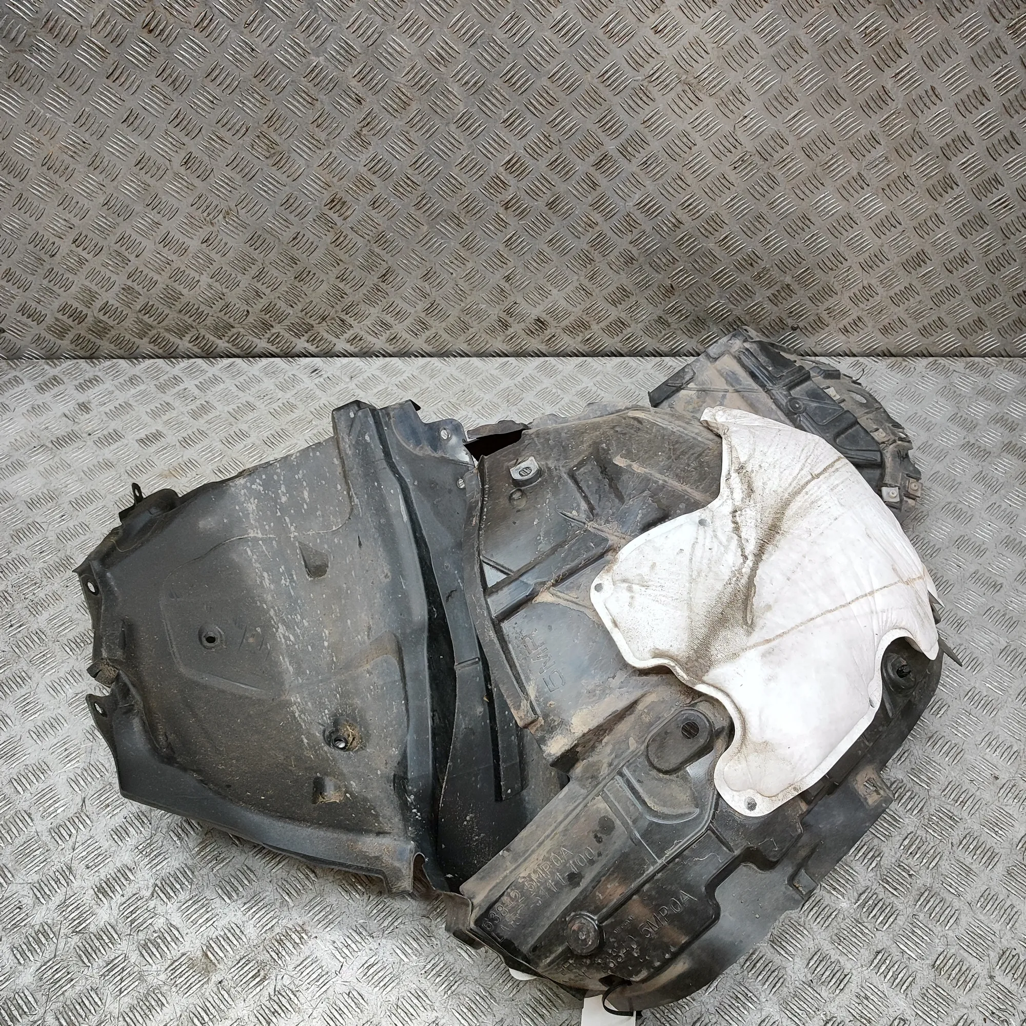 NISSAN ARIYA FE0 Front Right Arch Liner 63842-5MP0A Electricity 178kw 2025