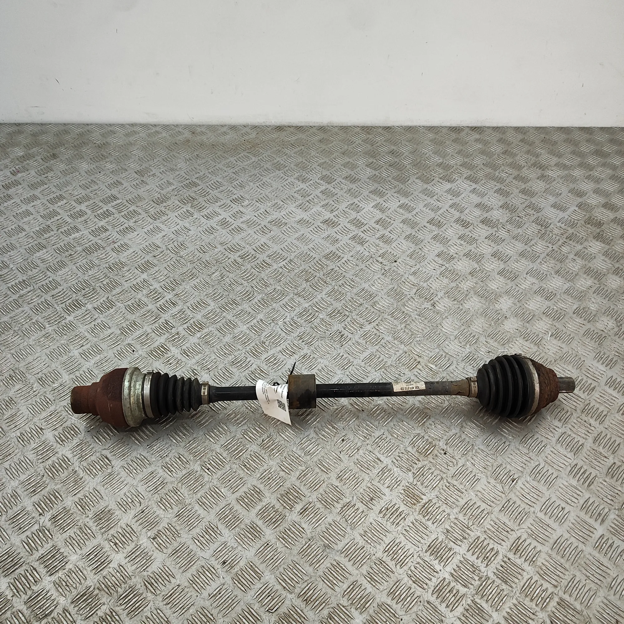 SKODA KAROQ NU7 Front Right Driveshaft 3Q0407272CD 1.5 Petrol 110kw 2020